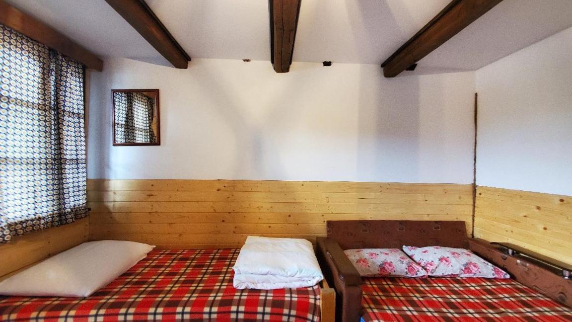 Casa Rustic Fehér&Fekete Vendégházak Sovata Extérieur photo
