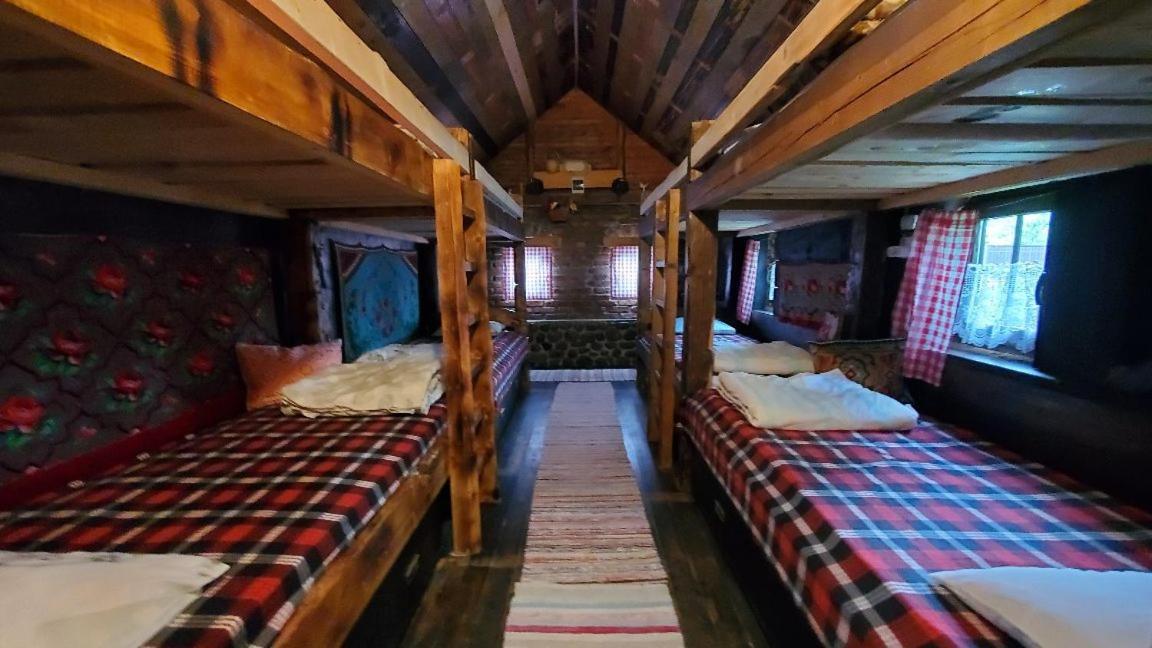 Casa Rustic Fehér&Fekete Vendégházak Sovata Extérieur photo