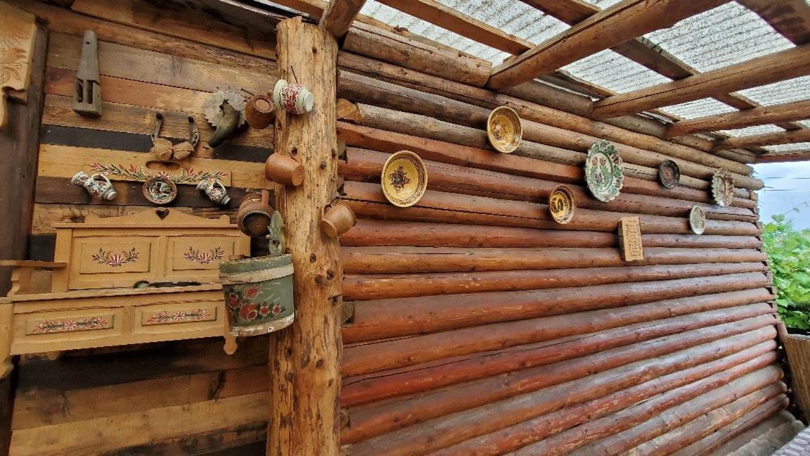 Casa Rustic Fehér&Fekete Vendégházak Sovata Extérieur photo