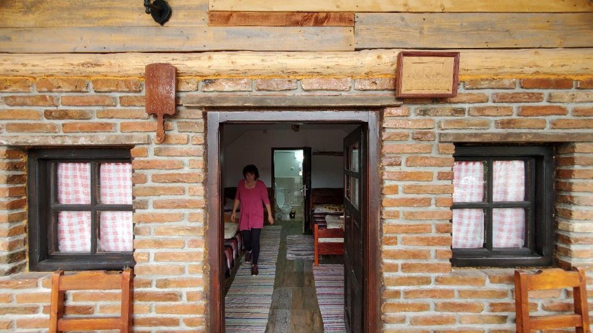 Casa Rustic Fehér&Fekete Vendégházak Sovata Extérieur photo