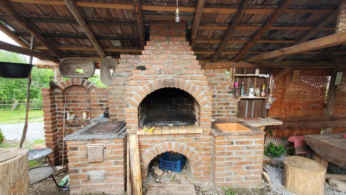Casa Rustic Fehér&Fekete Vendégházak Sovata Extérieur photo