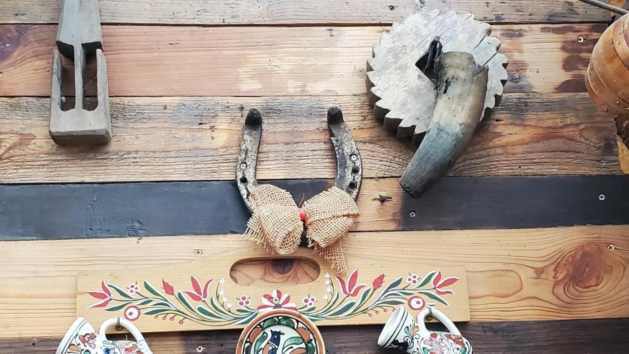 Casa Rustic Fehér&Fekete Vendégházak Sovata Extérieur photo
