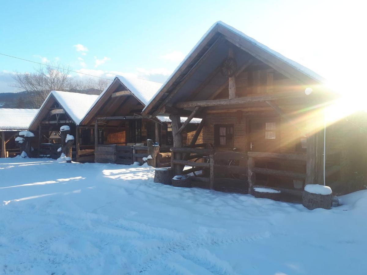 Casa Rustic Fehér&Fekete Vendégházak Sovata Extérieur photo