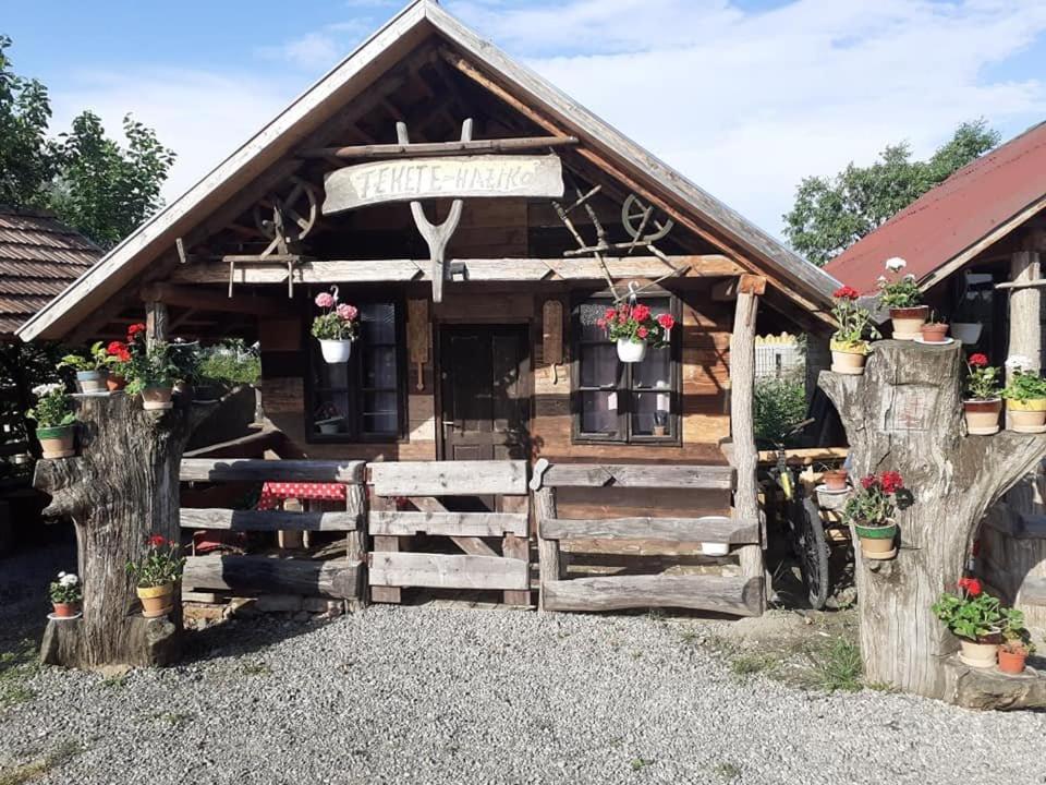 Casa Rustic Fehér&Fekete Vendégházak Sovata Extérieur photo